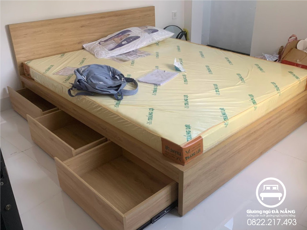 Lắp đặt giường ngủ gỗ công nghiệp tại Đà Nẵng 
